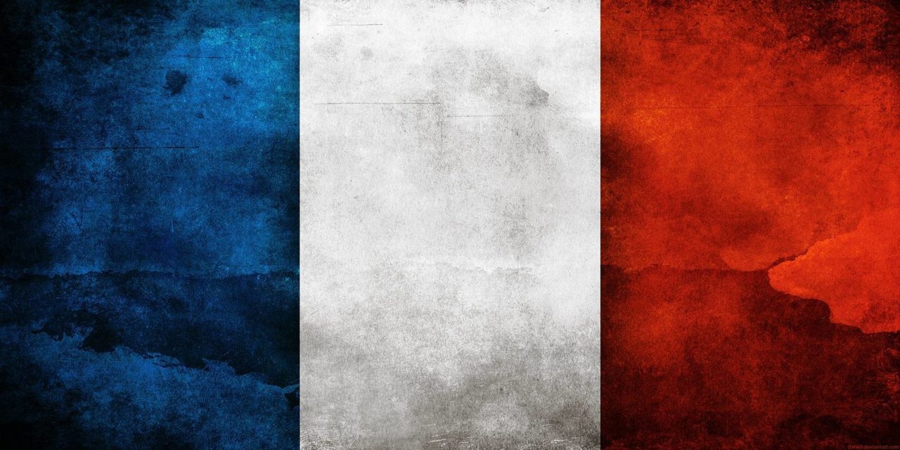 https://signatureonepvt.com/wp-content/uploads/2020/03/FRANCE-FLAG-1500X750-1280x640.jpg